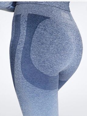 SET VS PINK ACTIVE Small NWOT High-Waist Seamless Workout Leggings Ombré   Blue